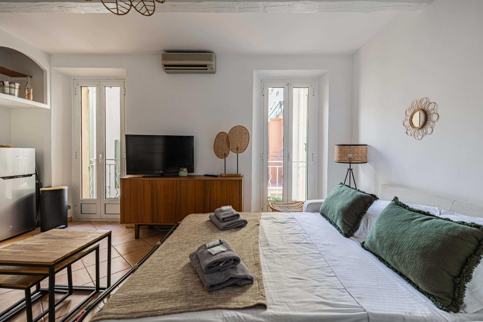 Charming Heart Of Le Suquet Cannes
